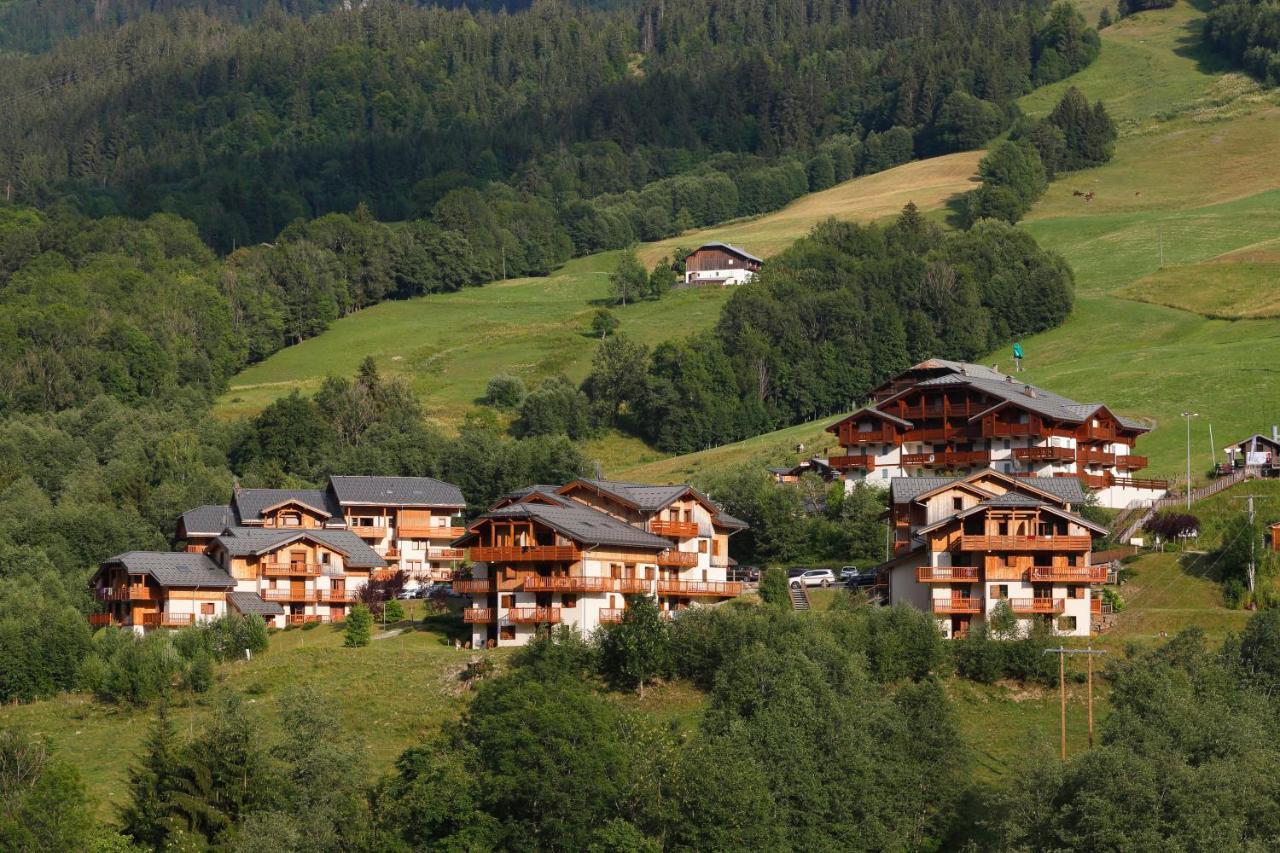 Residence Nemea Les Chalets Des Evettes Флюме Екстериор снимка