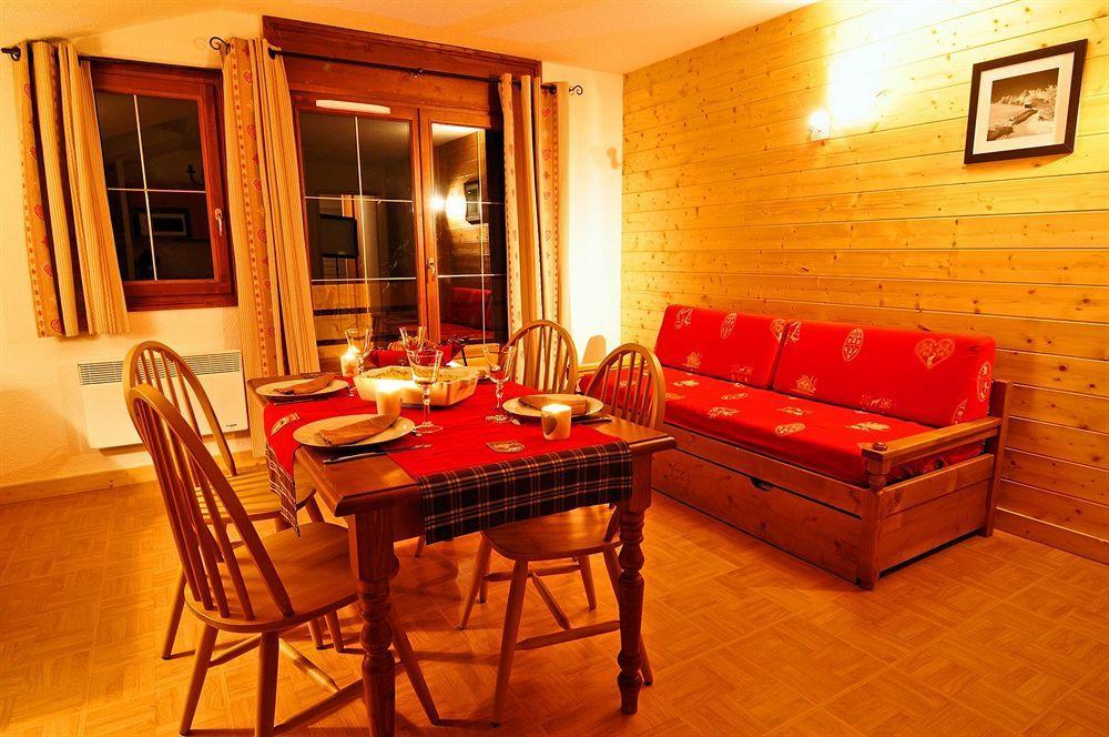 Residence Nemea Les Chalets Des Evettes Флюме Екстериор снимка