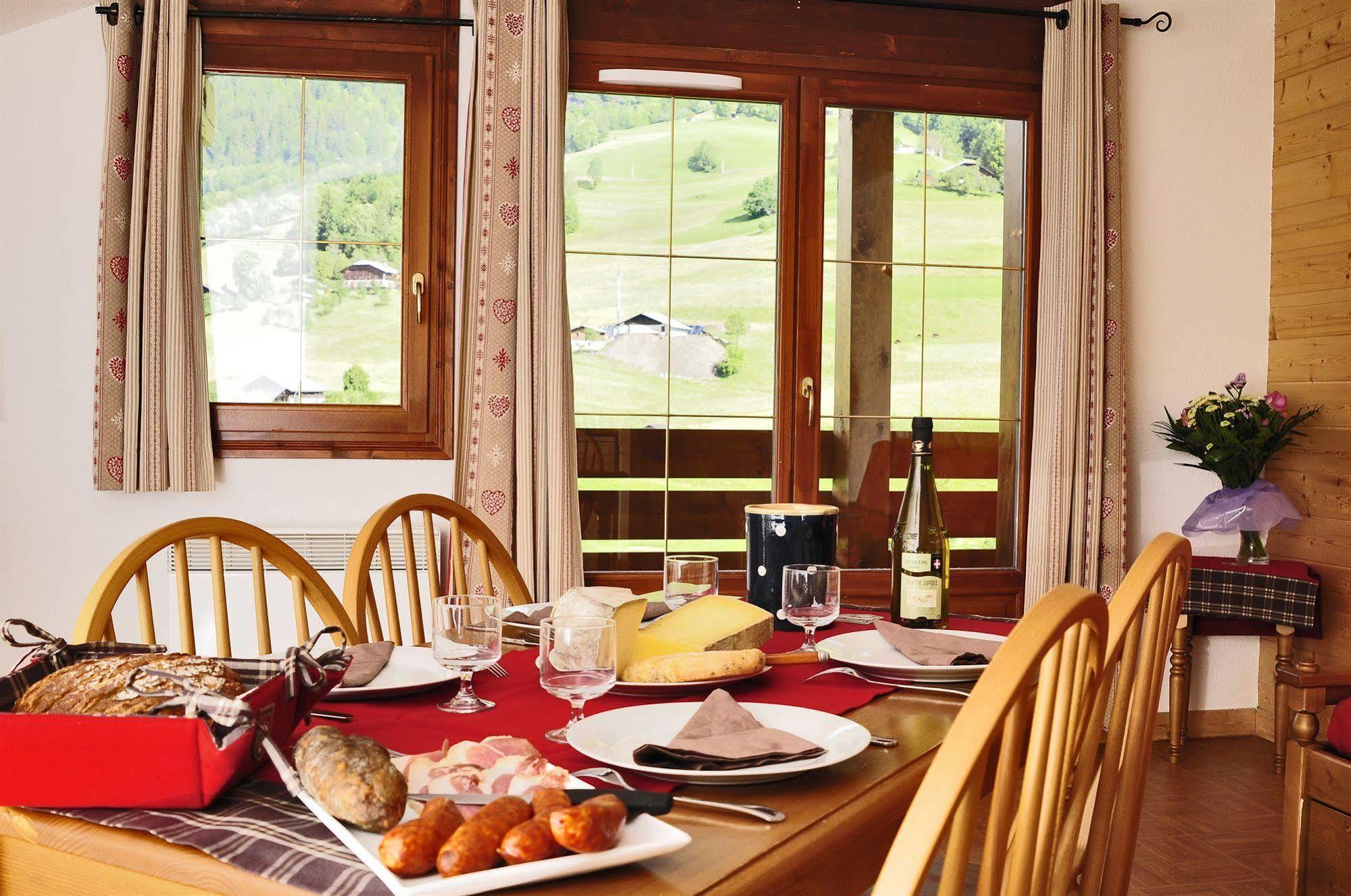 Residence Nemea Les Chalets Des Evettes Флюме Екстериор снимка